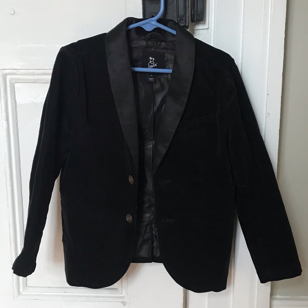 Boy’s Black Velvet Blazer 5T